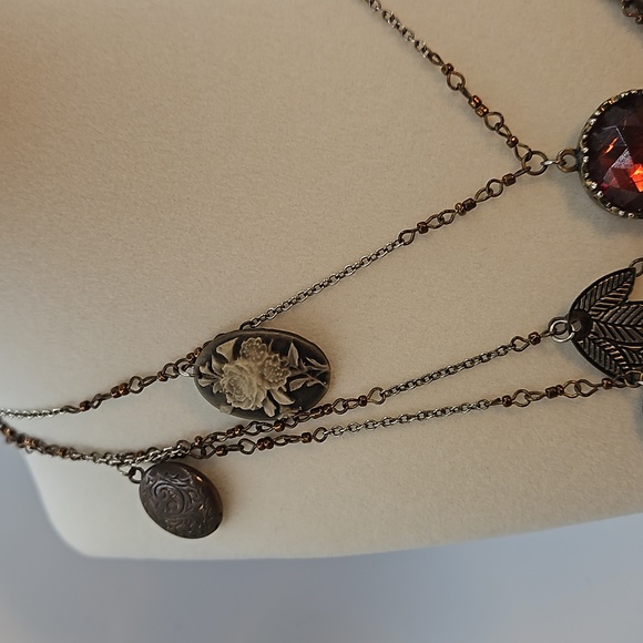 VJ Signed Biho Victorian Locket Necklace - Picture 5 of 6